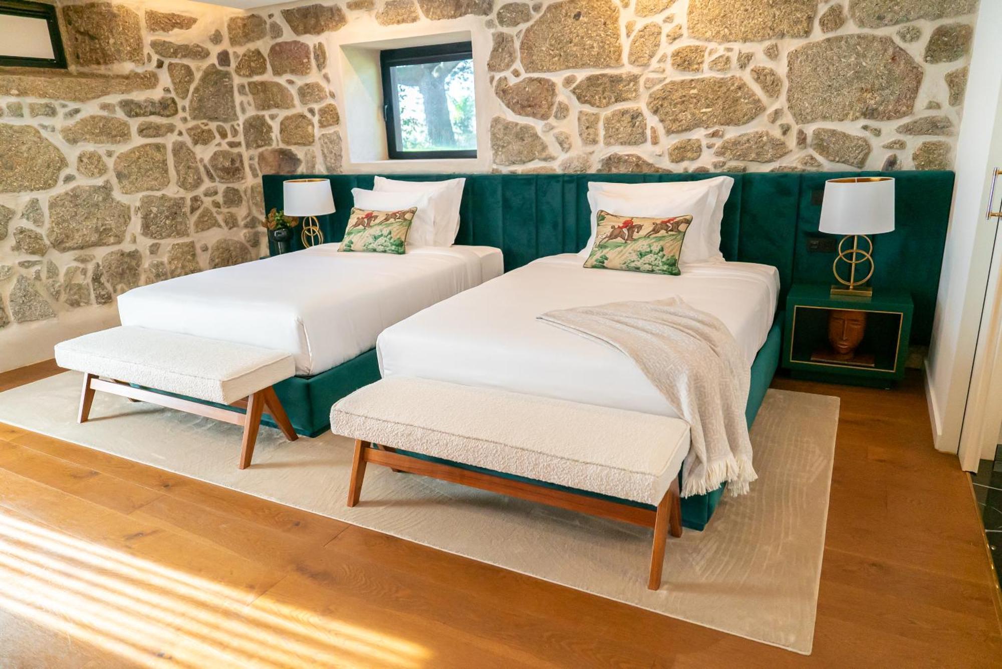 Quinta De Silvalde Hotel Santo Tirso Exterior photo